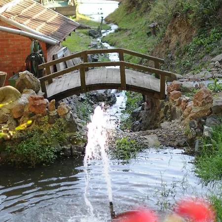 מלון Etno Selo Trbovic 4*