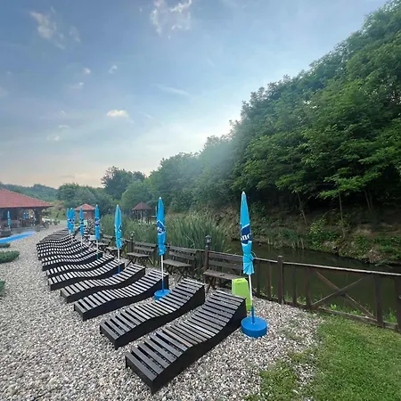 Etno Selo Trbovic 4*